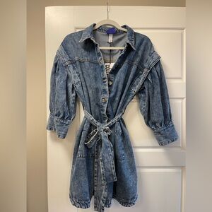 NWT Future Collective belted Button up puff sleeve denim dress. Size 12.